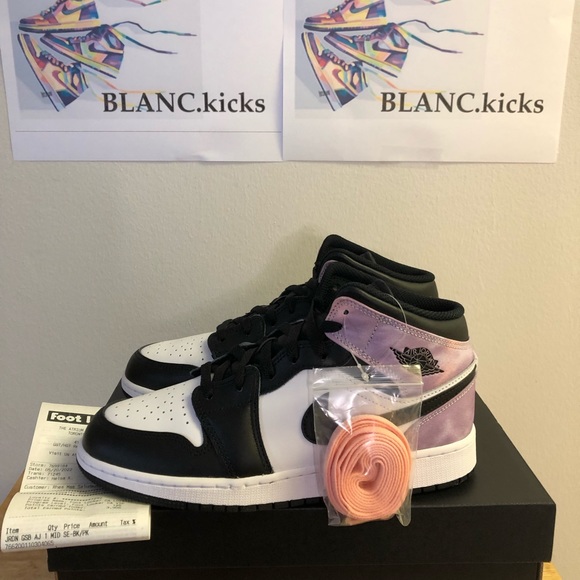 Sold - Picture 5 of 9